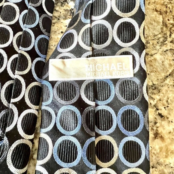 Michael Kors Neck Tie Navy Blue Silver Circle Polka Dot Tie Designer Classic - Picture 5 of 9